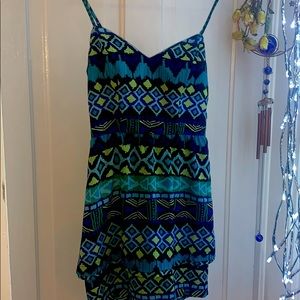 *BEBE* ~~ MINI TURQUOISE AZTEC PRINT PEEK-A-BOO